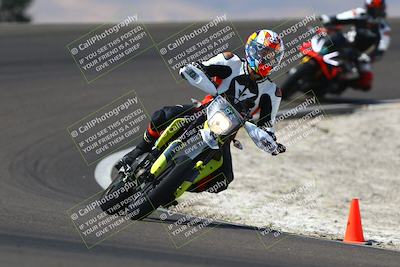 media/Sep-21-2025-TrackDaz (Sun) [[277c75b276]]/B Group/1220pm (Turn 2)/